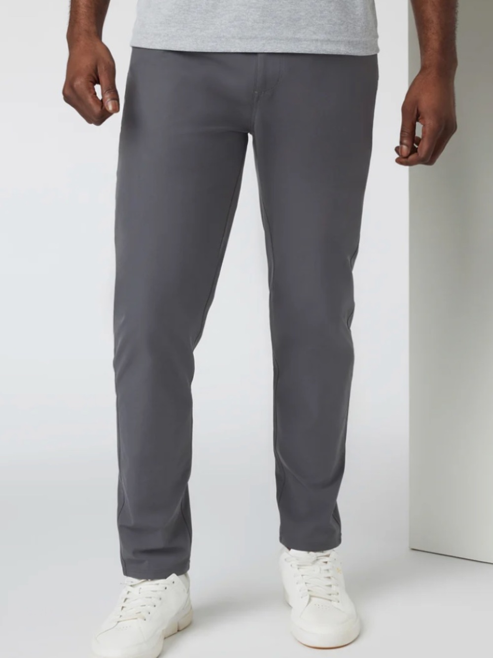Vuori Meta Pant - Performance Stretch - Charcoal - Size 38 Waist